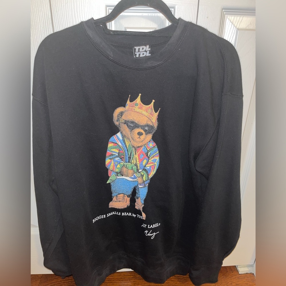 Sweatshirt